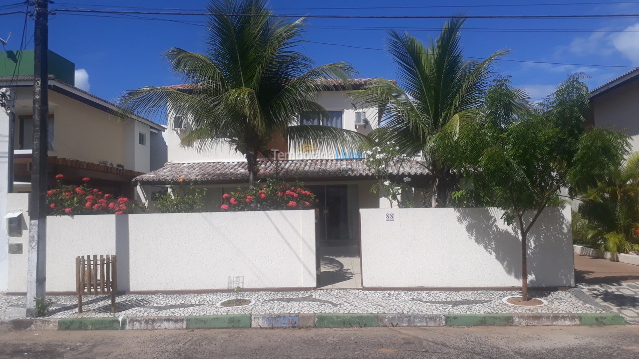 Casa para aluguel de temporada em Camaçari (Praia de Guarajuba)