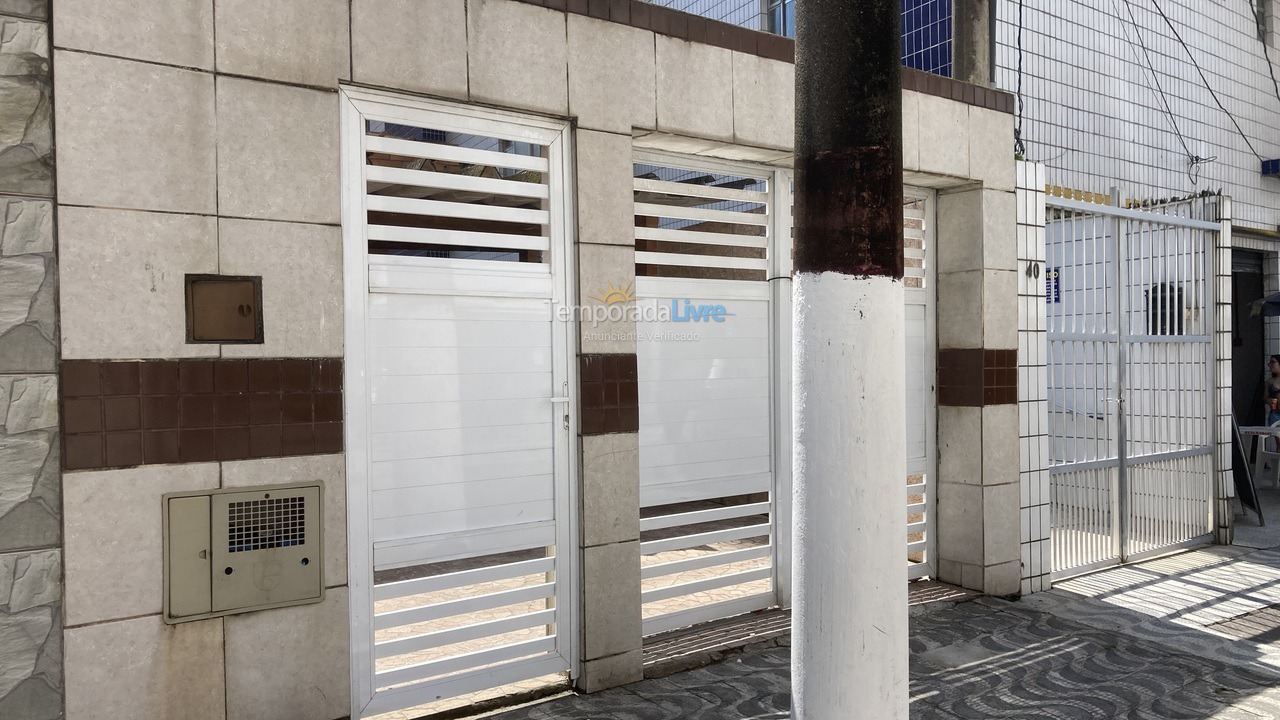 Casa para aluguel de temporada em Praia Grande (Aviação)