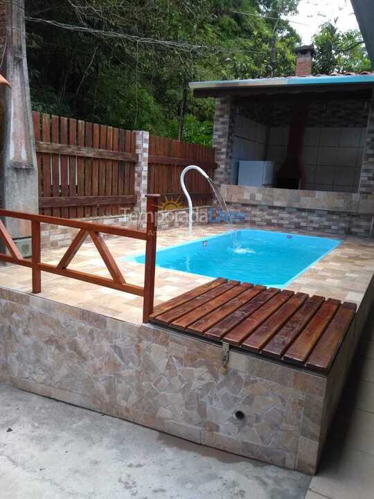 Casa para alquiler de vacaciones em Ubatuba (Praia das Toninhas)