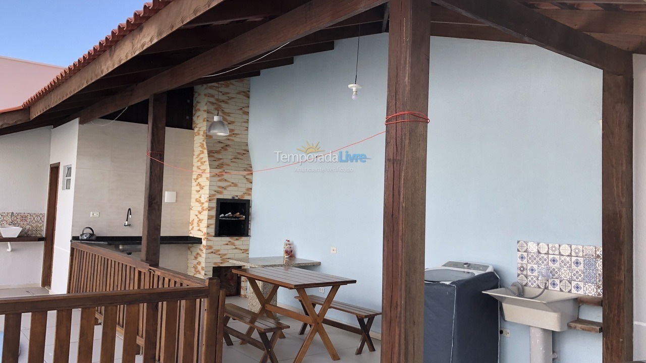 Casa para aluguel de temporada em Guaratuba (Coroados)