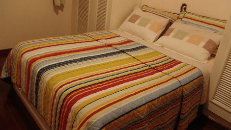 2 quartos quadra praia Copacabana. Diária, mensal