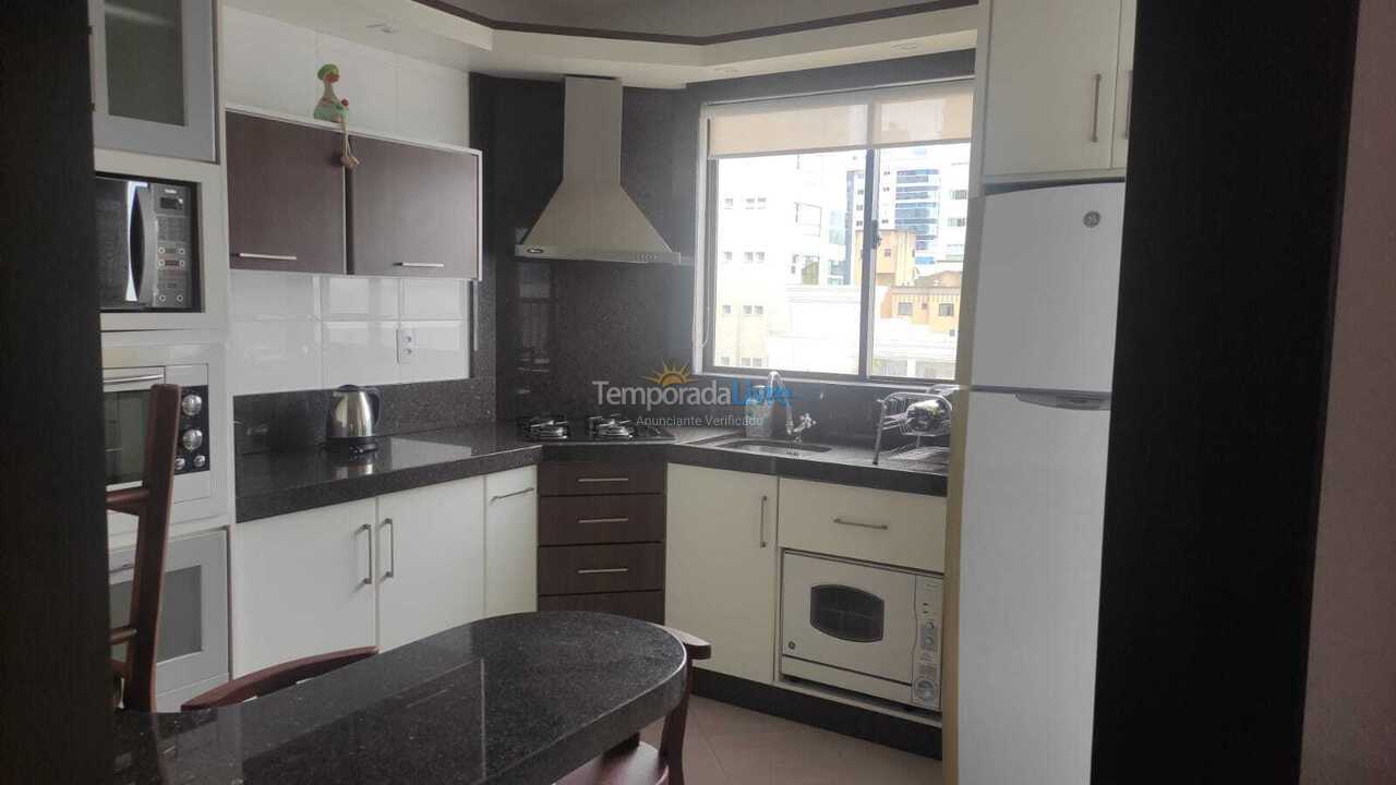 Apartamento para alquiler de vacaciones em Itapema (Meia Praia)