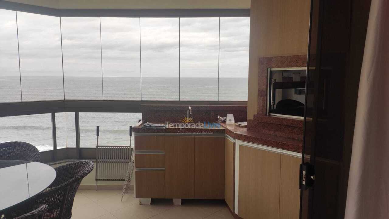 Apartamento para alquiler de vacaciones em Itapema (Meia Praia)