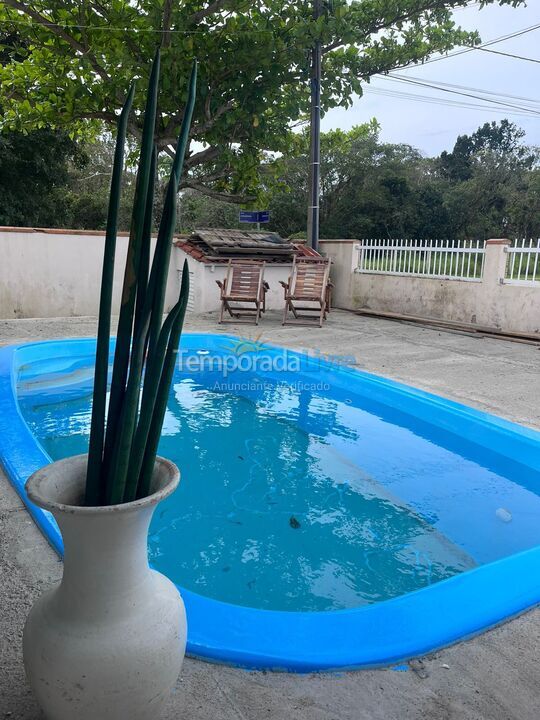 Casa para aluguel de temporada em Bombinhas (Canto Grande)