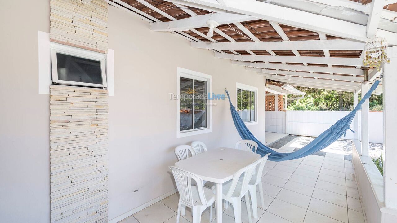 Casa para aluguel de temporada em Bombinhas (Canto Grande)