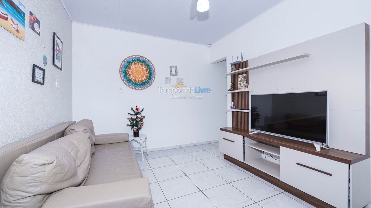 Casa para aluguel de temporada em Bombinhas (Canto Grande)