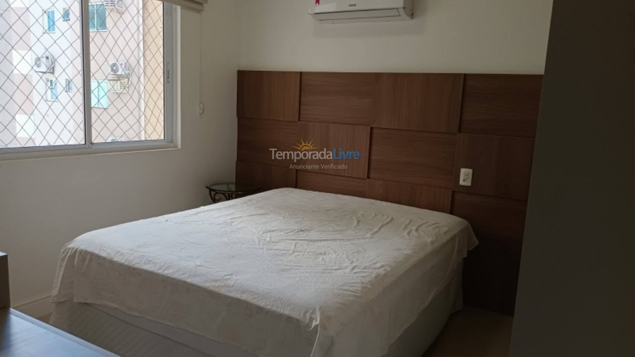 Apartment for vacation rental in Itapema (Meia Praia)