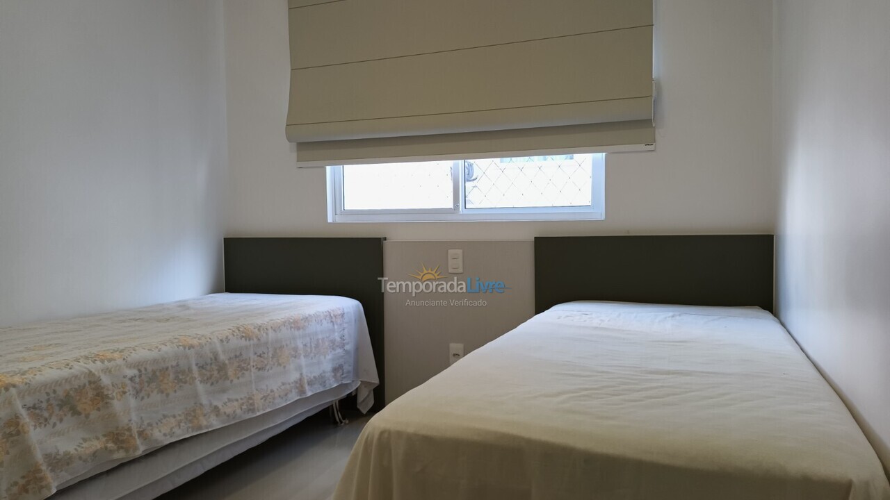 Apartment for vacation rental in Itapema (Meia Praia)