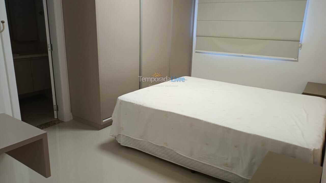 Apartment for vacation rental in Itapema (Meia Praia)