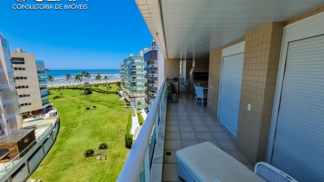 Amplio y frente al Mar Riviera, con 5 habitaciones 3 suites