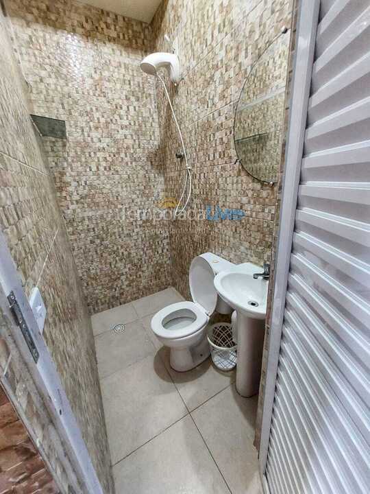 Casa para aluguel de temporada em Praia Grande (Vila Tupi)