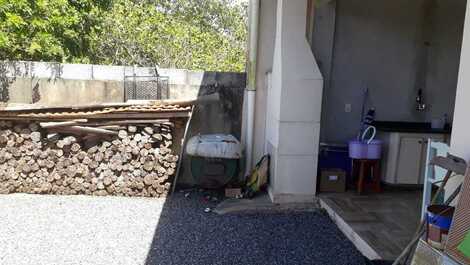 Great house containing 1 suite with Ac, 3 bedrooms, WI-FI, barbecue