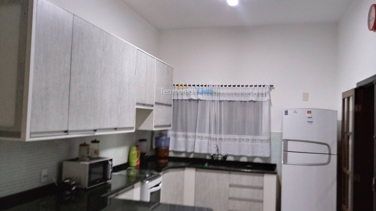 House for vacation rental in Caraguatatuba (Praia Capricórnio)