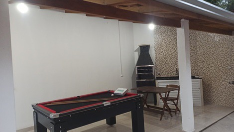 Casa con piscina cerca de la playa