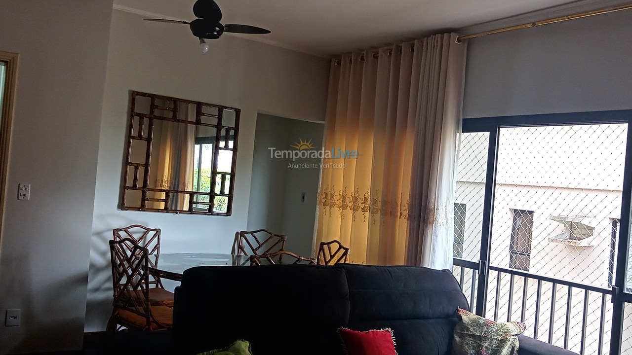 Apartamento para aluguel de temporada em Guarujá (Enseada)