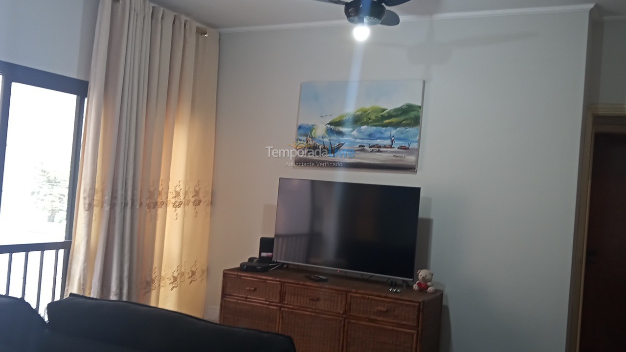 Apartamento para aluguel de temporada em Guarujá (Enseada)