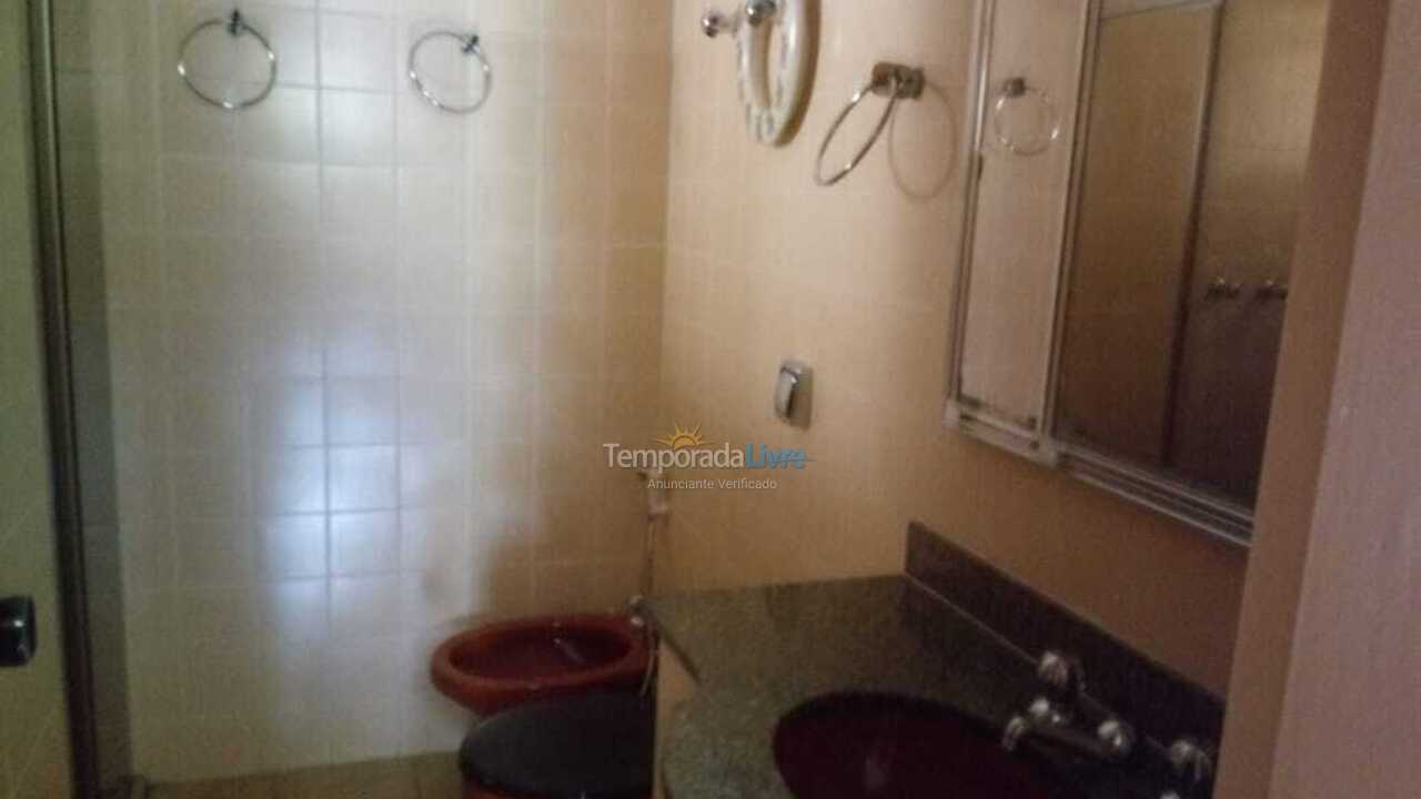 Apartamento para aluguel de temporada em Guarujá (Enseada)