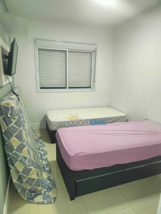 Apartment for vacation rental in Guarujá (Astúrias)