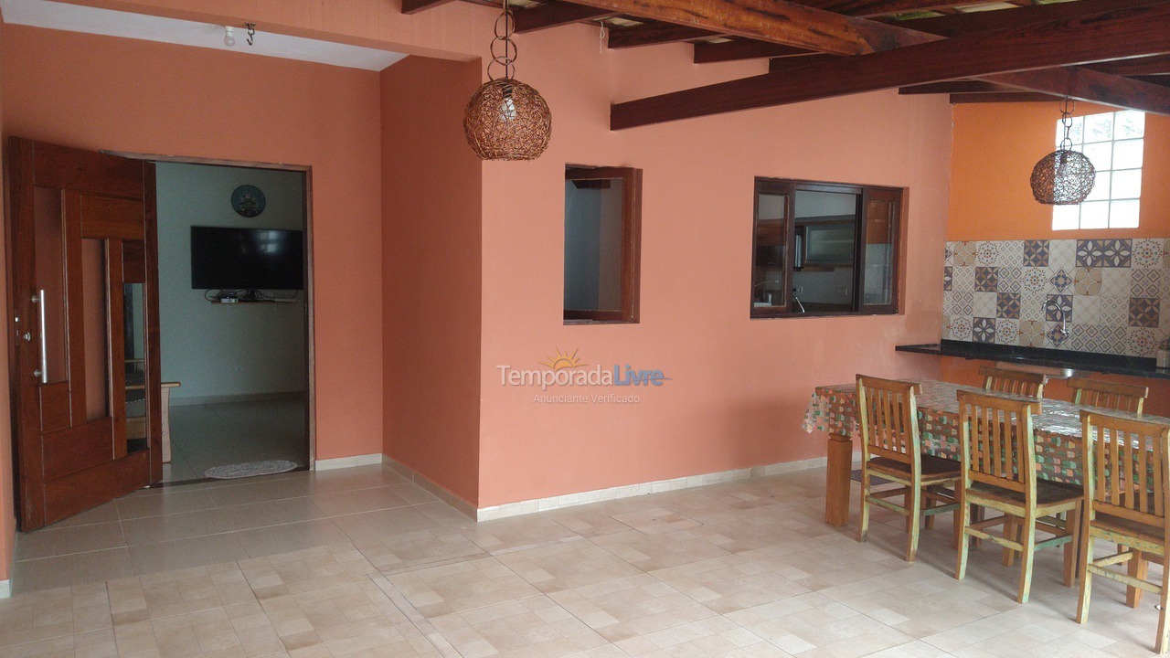 Casa para alquiler de vacaciones em Ubatuba (Pereque Mirim)