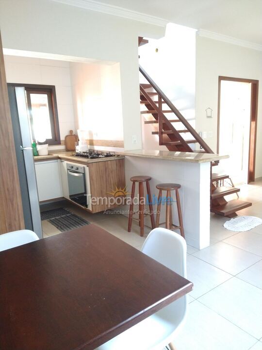 Casa para alquiler de vacaciones em Ubatuba (Pereque Mirim)