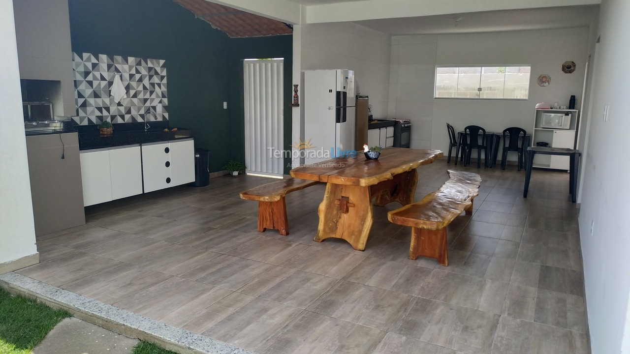 Casa para alquiler de vacaciones em Fundão (Praia Grande)