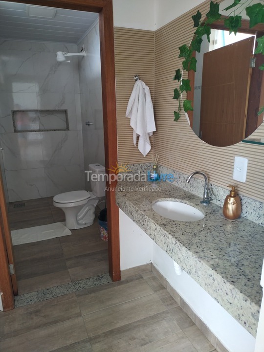 Casa para alquiler de vacaciones em Fundão (Praia Grande)