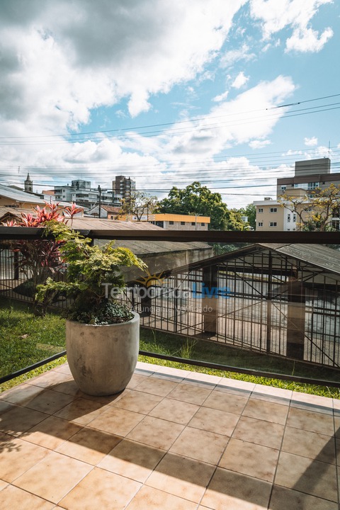 Apartamento para aluguel de temporada em Bento Gonçalves (Maria Goretti)