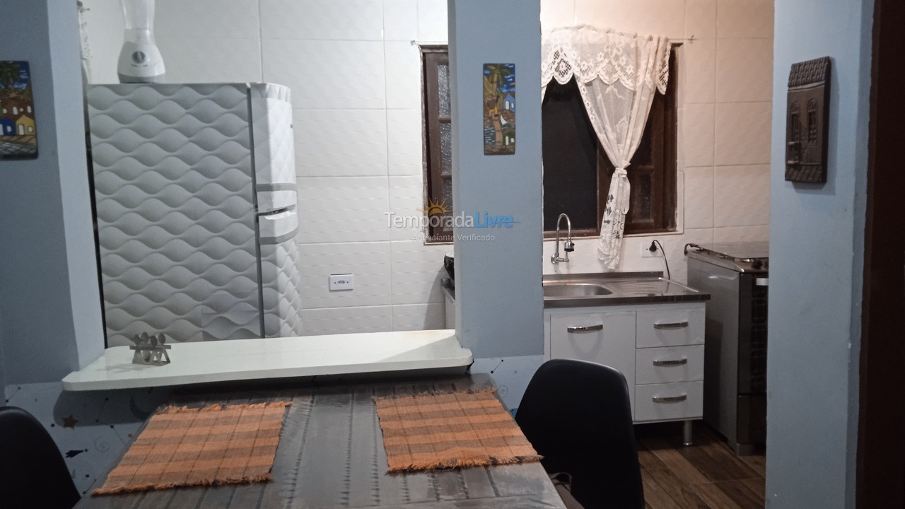 Casa para aluguel de temporada em Ilha Comprida (Av Moreira Sales)