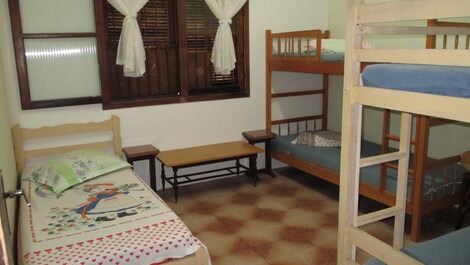 Quarto da frente ...