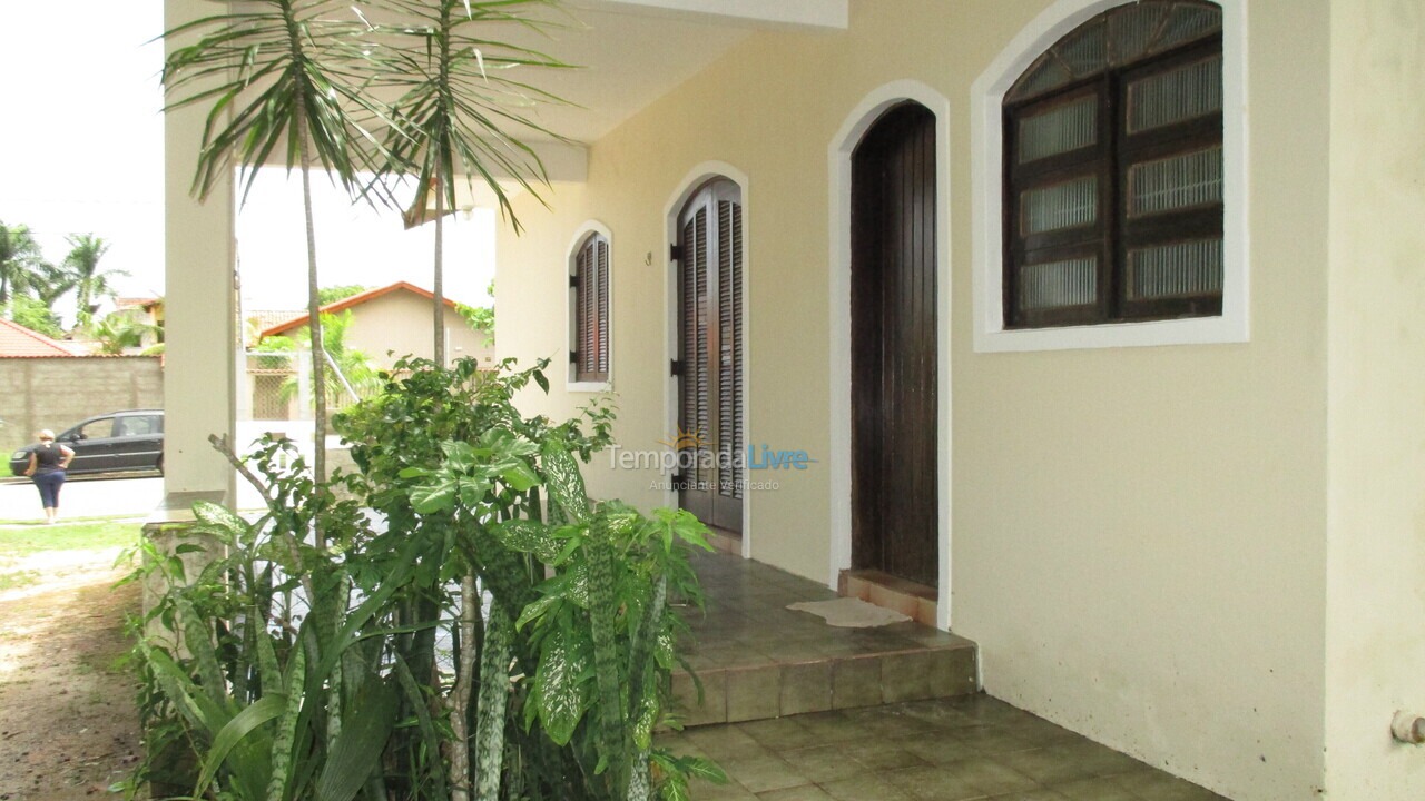 Granja para alquiler de vacaciones em Peruíbe (Ruinas do Abarebebê)