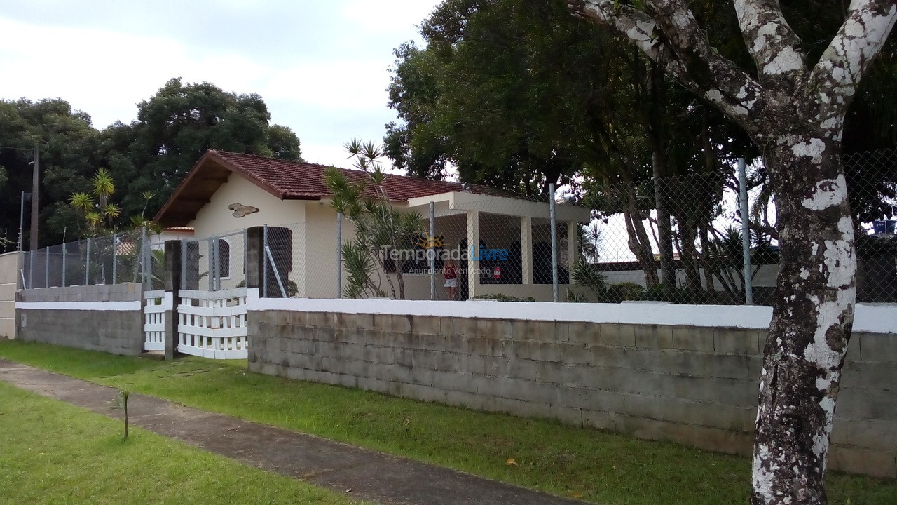 Granja para alquiler de vacaciones em Peruíbe (Ruinas do Abarebebê)