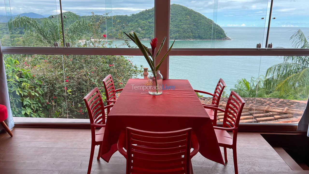 Casa para aluguel de temporada em São Sebastião (Barra do Sahy)