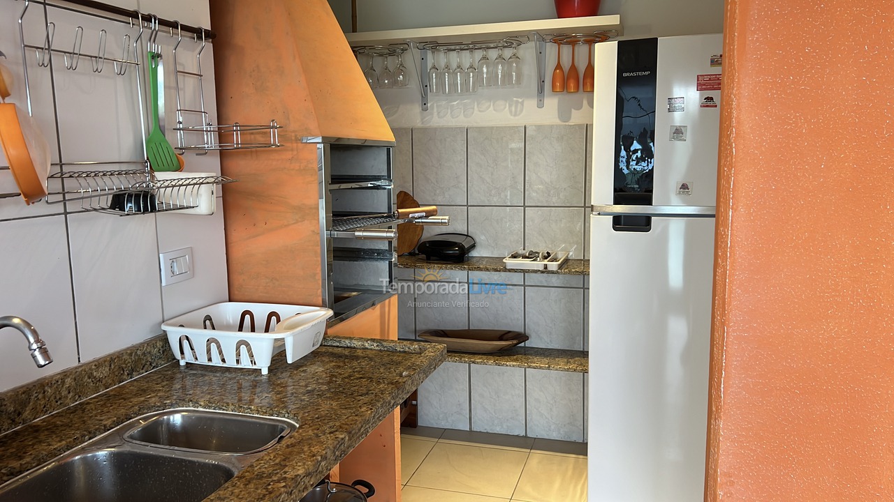 Casa para aluguel de temporada em São Sebastião (Barra do Sahy)