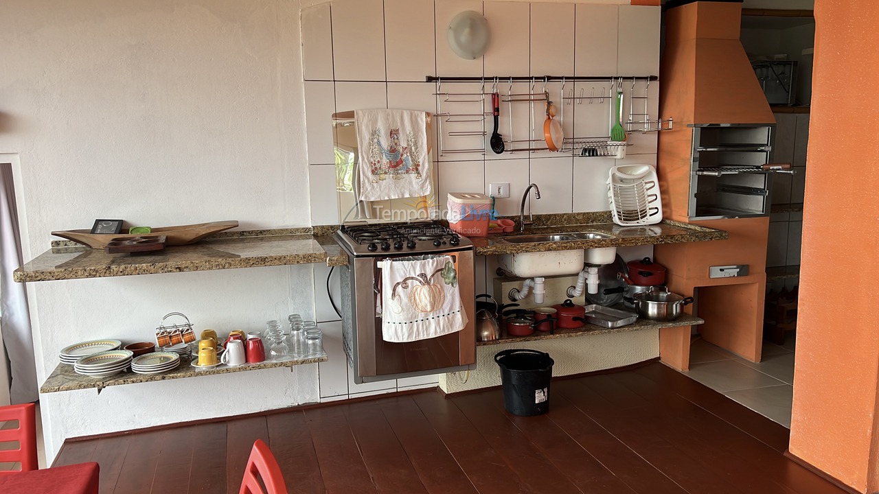 Casa para aluguel de temporada em São Sebastião (Barra do Sahy)