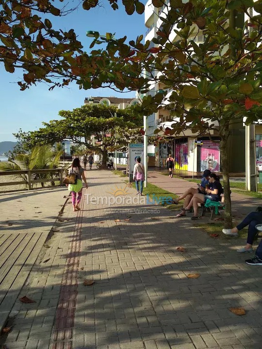 Apartment for vacation rental in Itapema (Meia Praia)