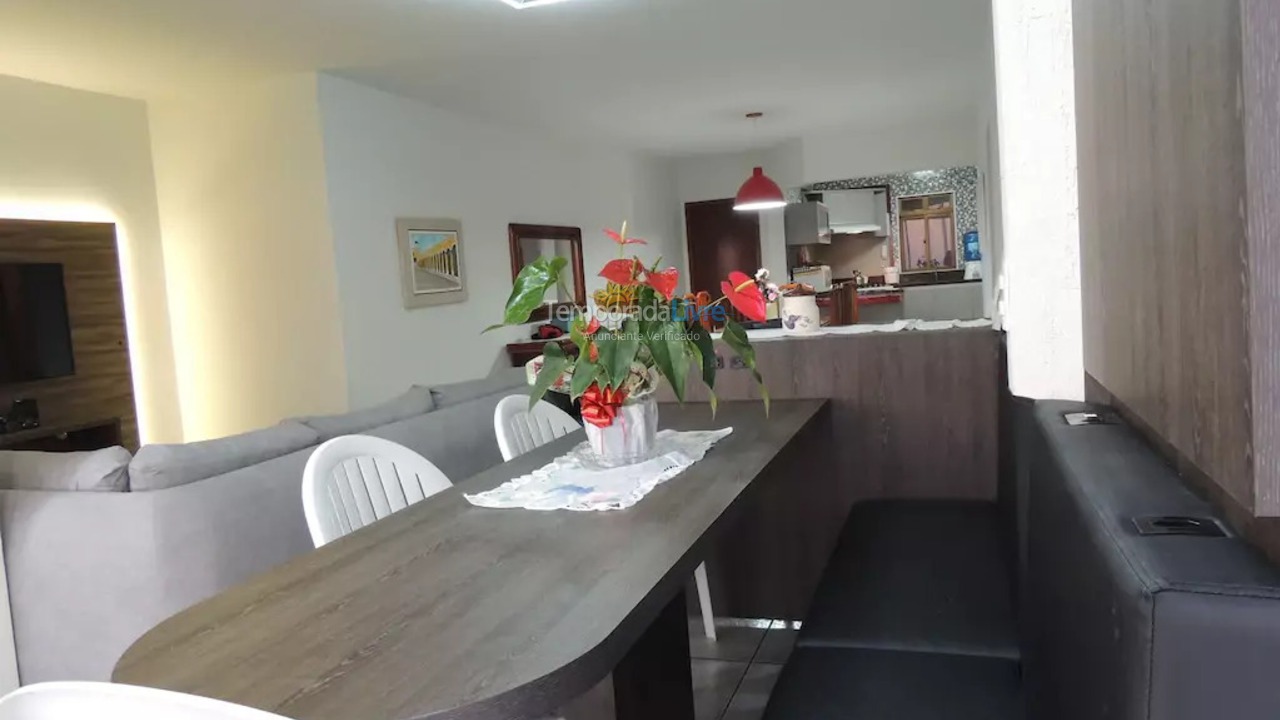 Apartment for vacation rental in Itapema (Meia Praia)