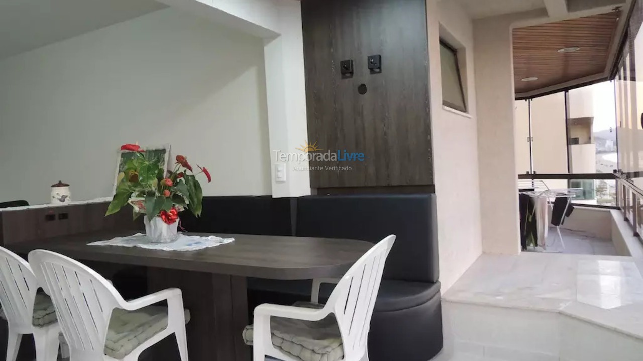 Apartment for vacation rental in Itapema (Meia Praia)