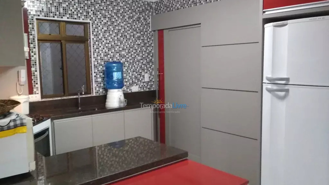 Apartment for vacation rental in Itapema (Meia Praia)