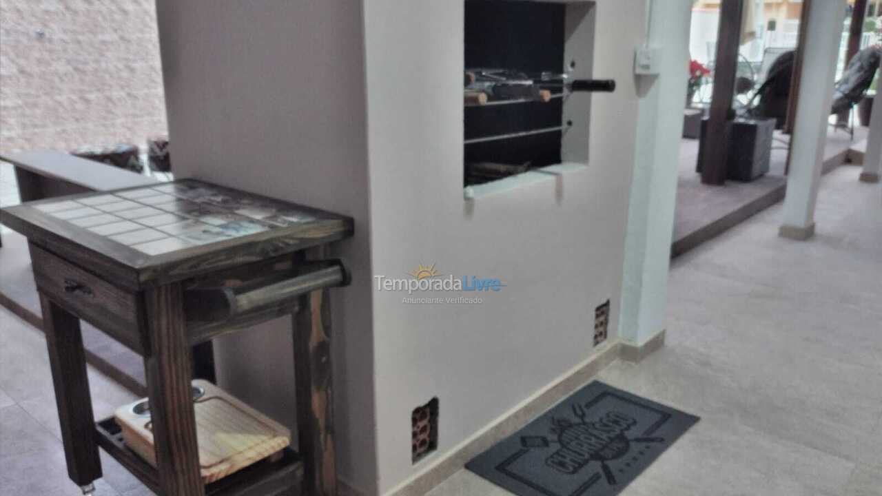 Casa para aluguel de temporada em Guaratuba (Nereidas)