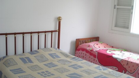 COMFORTABLE LAZARO BEACH HOUSE WITH 3 BEDROOMS, WIFI FOR FAMILY