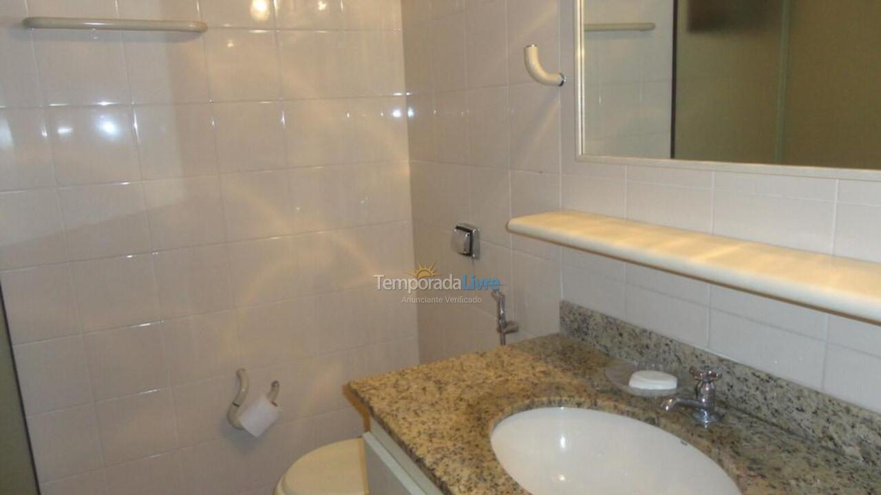 Apartment for vacation rental in Guarujá (Enseada)