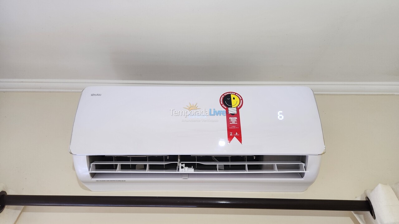 Apartment for vacation rental in Guarujá (Pitangueiras)