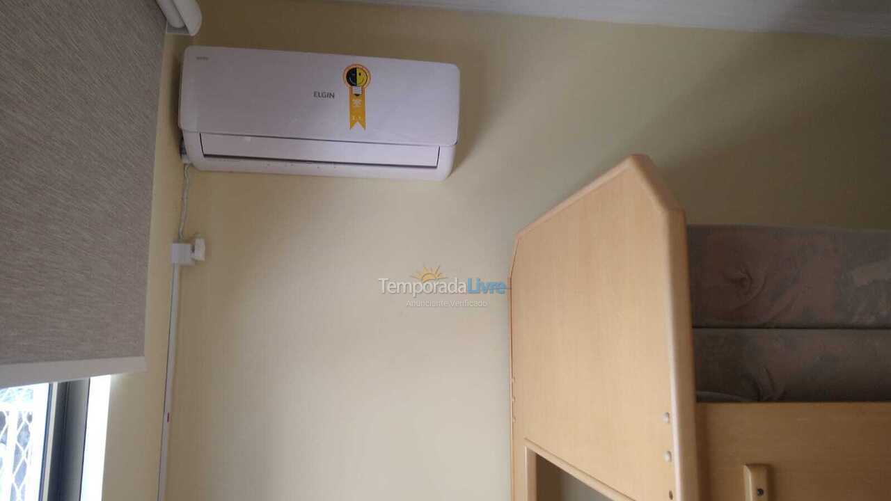 Apartment for vacation rental in Itapema (Meia Praia)