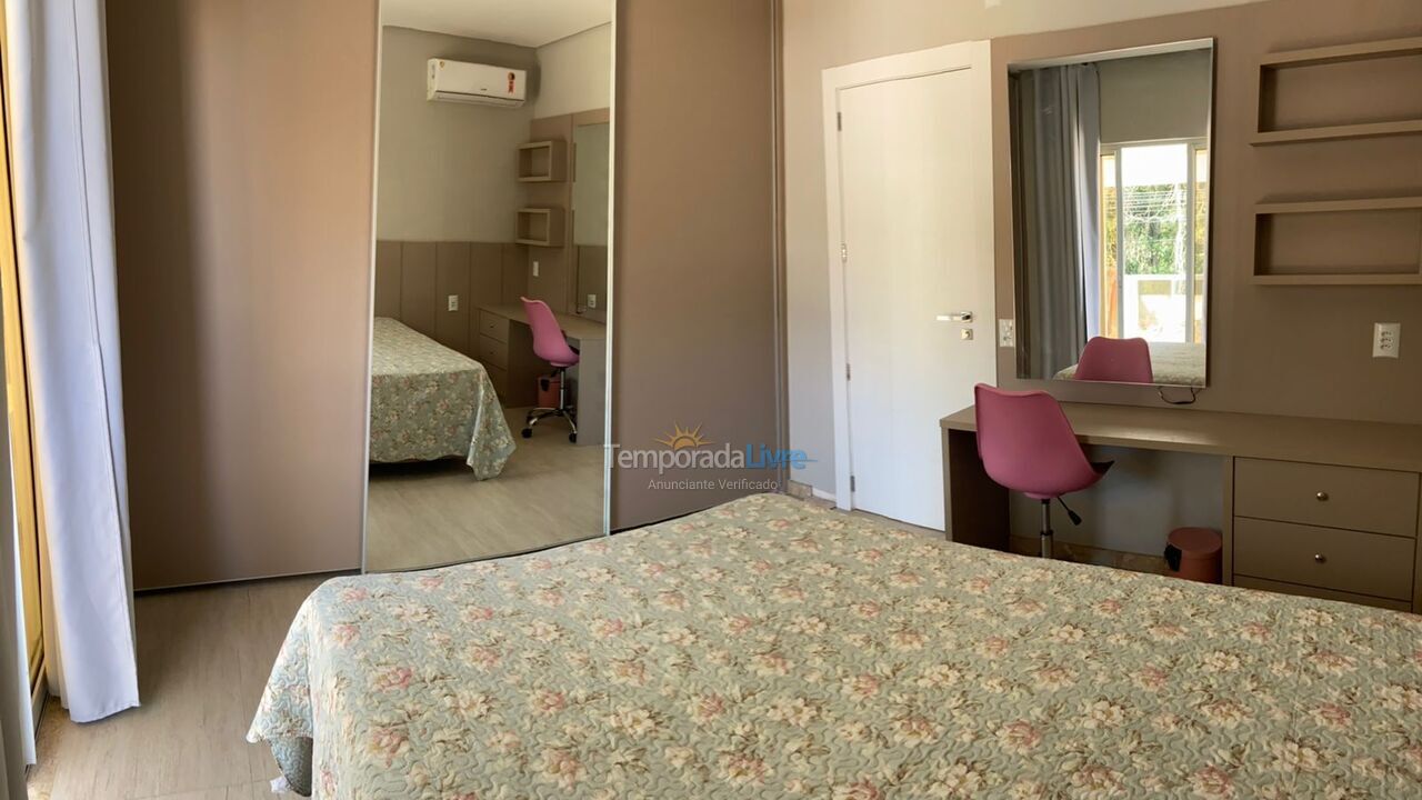 Casa para alquiler de vacaciones em Bombinhas (Mariscal)