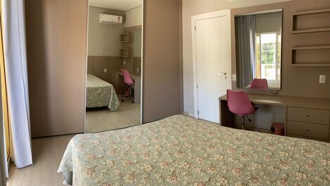 EXCELENTE CASA PARA LA TEMPORADA