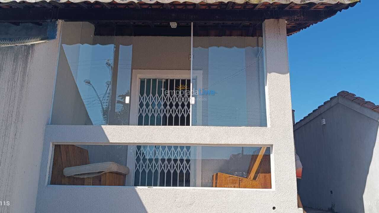 Casa para aluguel de temporada em Mongaguá (Mongaguá)