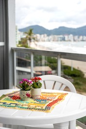 Confortable Apt FRENTE AL MAR, 2 Dormitorios, Aire Acond., Wifi, Garaje