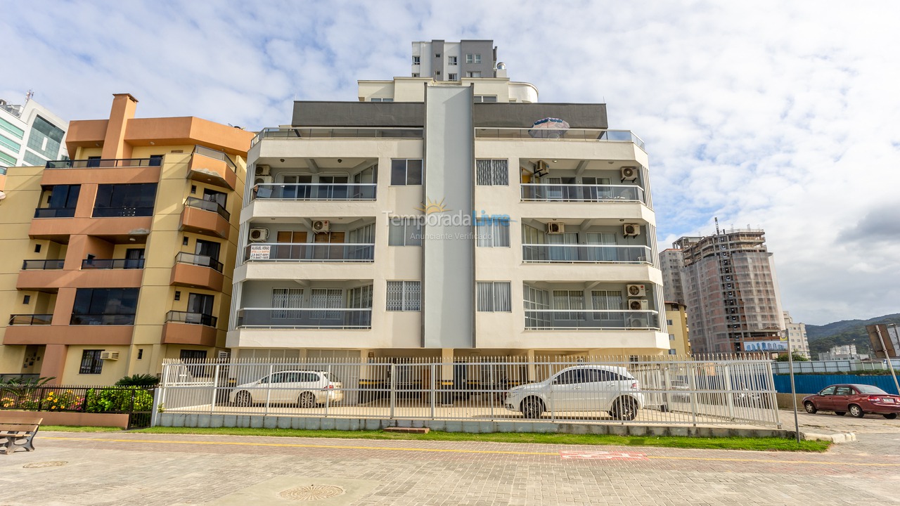 Apartamento para alquiler de vacaciones em Itapema (Meia Praia)