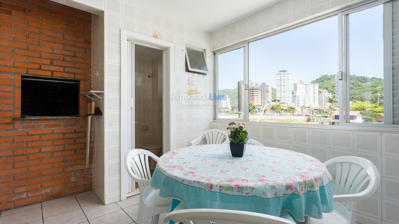 Apartment for vacation rental in Itapema (Meia Praia)