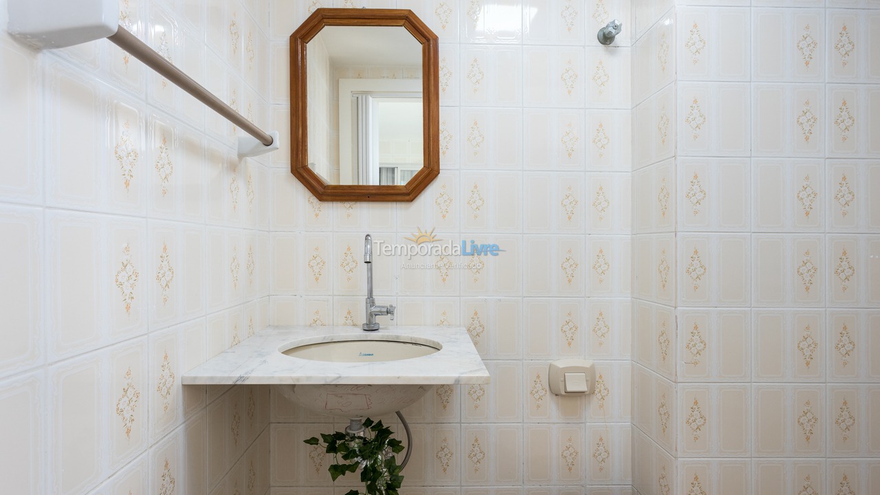 Apartment for vacation rental in Itapema (Meia Praia)